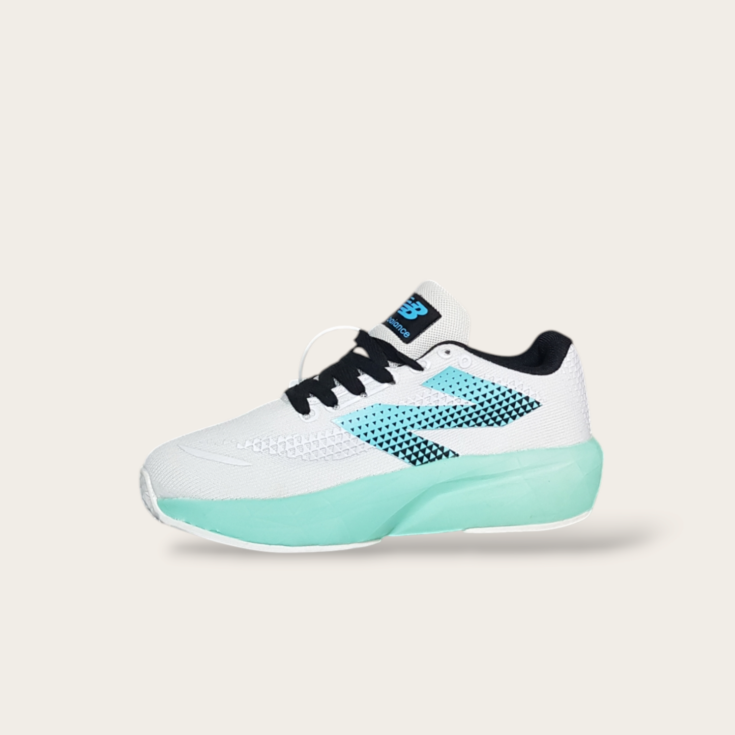 New Balance FuelCell Propel v4
